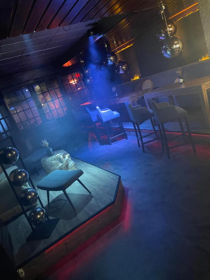 Du Glacier Boutique & Traditions Hotel Фиш Экстерьер фото